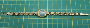 bracelet montre femme plaqué or ancien  ,  vintage - Foto 1 di 7