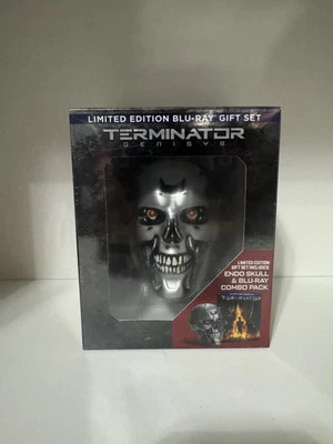 Terminator Genisys Limited Edition Endo Skull Blu-Ray Movie Gift Set Combo NEW - Image 1 of 4