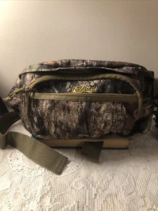 Fieldline Vintage Bauchtasche Camouflage verkauft von Kmart Fronttasche mit Reißverschluss - Bild 1 von 12