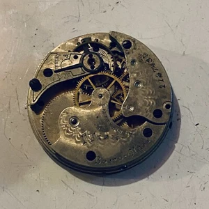 6S ILLINOIS 7 JEWEL PRIVATE LABEL POCKET WATCH MOVEMENT - TO RESTORE - Picture 1 of 2
