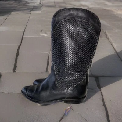 Size: 5.5 LIZ CLABOIRNE Black VINTAGE Western Boot Low Block Heel Woven Leather - Image 1 of 4