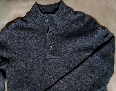 Suéter masculino American Eagle tamanho S cinza "serious soft" 1/4 botão fechar - Imagem 1 de 4