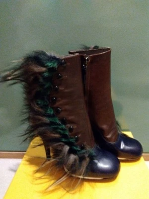 FENDI女式36.5棕色真皮短靴 — 第 1/4 张图片