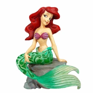 Jim Shore Disney Splash of Fun Ariel Sitting on Boulder Figurine 4023530 - Picture 1 of 9