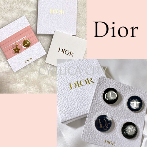 Distintivi Spilla Rotonda Christian Dior 4 pz & Bracciale Rosa Choker Spille Nere