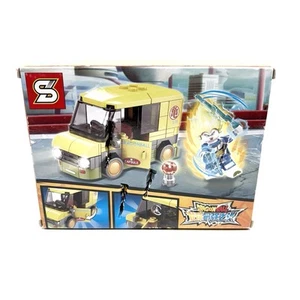 Dragon Ball Z Building Block Set Capsule Corp Delivery Truck Vegeta Box Damage - Picture 1 of 7