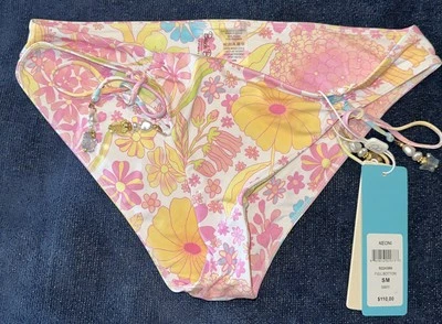 Parte inferior de bikini completa Beach Bunny Keoni con mariposa colgante pequeña nueva Foto 1 de 4