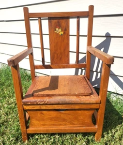 Vintage Childs Wooden Potty Chair with Bowl in Original Good Condition - Picture 1 of 13