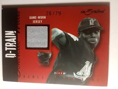 2004 Fleer D-Train 游戏名称 Dontrelle Willis #NGJ-DW 游戏磨损布贴 — 第 1/2 张图片