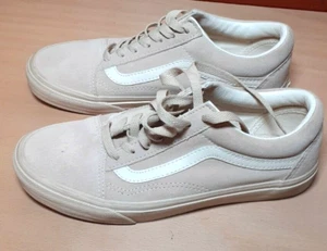 Pair of low top vans skate shoes. Size 5 UK, 38 Europe, 6 US. - Picture 1 of 5
