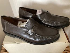 Brandneu im Karton - Herren braune Lederschuhe - Größe 9 - Bild 1 von 6