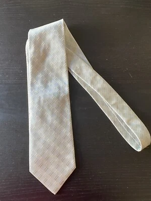 Corbata Armani Collezioni para hombre plata azul seda patrón geométrico Italia Foto 1 de 4