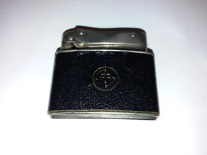 altes Benzinfeuerzeug Rekord Tausendzünder mit unbekanntem Logo - Bild 1 von 3