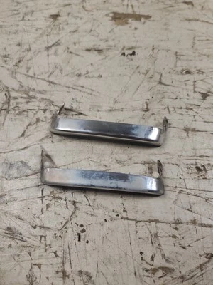 Ford Ltd 1988-1991 Crown Victoria B moldura de pilar Lh Rh (I312) Foto 1 de 4