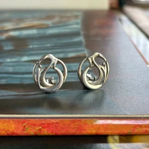 Hallmarked OLA GORIE Sterling Silver 925 Celtic Zoomorphic Clip On Earrings 2cm - Picture 1 of 13