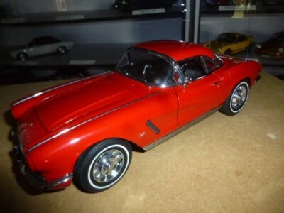 CHEVROLET CORVETTE HARD TOP 1962 AUTOART 1/18 - Photo 1/4