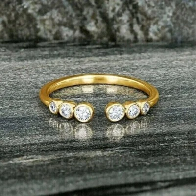 Anillo ajustable de diamantes simulados redondos de 1 quilate para mujer enchapado en oro amarillo de 14K Foto 1 de 4