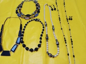 Jewelry (Lot Of 7) Pieces - Picture 1 of 1