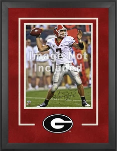 Georgia Bulldogs Deluxe 16" x 20" Vertical Photograph Frame with Team Logo - Picture 1 of 1