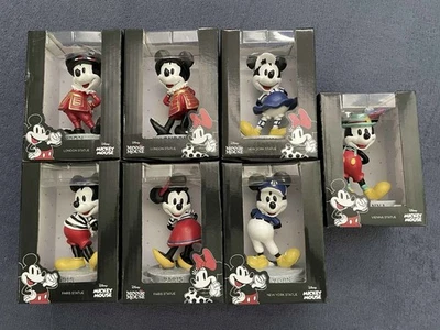 Disney Mickey & Minnie Mouse Adornos de Jardín Nueva York Viena París Londres Foto 1 de 4