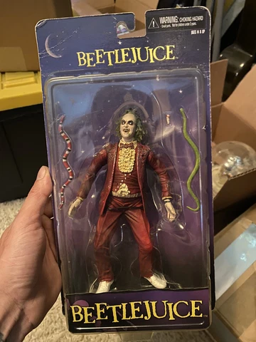 NECA Movie Maniacs Cult Classics Beetlejuice in Red Tuxedo 7" Inch Figure Cover