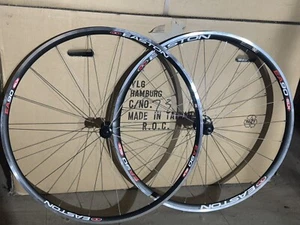 Juego de ruedas de bicicleta de carretera 28" EASTON EA 90 SLX ¡NUEVO! - Imagen 1 de 8
