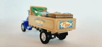 1/64 matchbox YY030A/SB (1/60 real scale) 1920 Mack AC FISHERMAN truck van - Image 1 of 4
