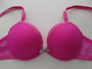 Betsey Johnson 723605 ‘Daisy Mesh’ Plunge UW Bra Hotpink 32DD $42 B250HP32DD - Picture 1 of 9