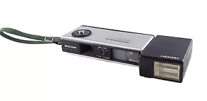 SELTENE Ricoh Ricohmatic 600M 110 Filmkamera mit Blitz und Trageriemen GETESTET Lesen - Bild 1 von 10