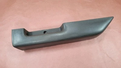Nissan Pathfinder 1987-1995 carrocería dura pasajero derecho panel puerta reposabrazos OEM GRIS Foto 1 de 4
