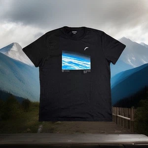 Earth Graphic T-Shirt Soft Wash Size XL Black Short Sleeve Crew Neck Old Navy - Picture 1 of 6