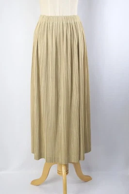 Falda plisada beige ISSEY MIYAKE 258 5857 Foto 1 de 4