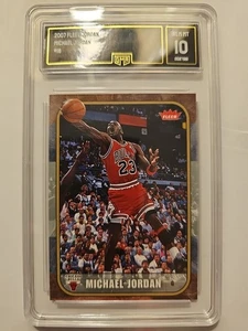 2007 Fleer Base Card #16 Michael Jordan GMA GRADED GEM MINT 10! - Picture 1 of 2