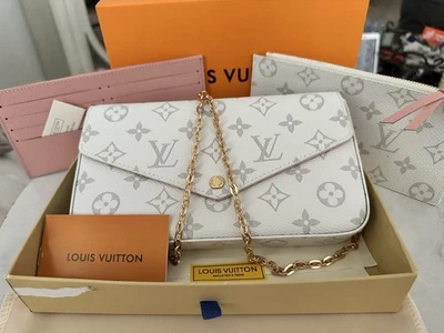 Louis Vuitton Pochette Accessory Pink Monogram LV Purse Wallet CrossbodyCard Bag - Image 1 of 4
