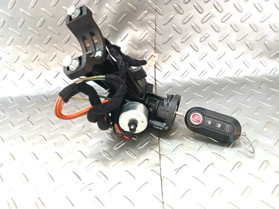 2014-2017 OEM Fiat 500L Genuine Ignition Switch with Key & Plugs - Image 1 of 4