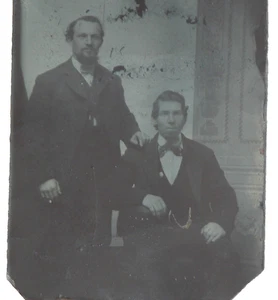 Antik Farbtyp viktorianisch Wilder Westen Männer American Frontier Familie Brüder - Bild 1 von 3