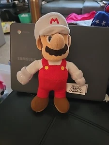 2021 Nintendo 9" Super Mario ,"FIRE MARIO" Jakks Pacific - Picture 1 of 5