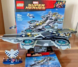complete  LEGO Super Heroes Avengers The SHIELD Helicarrier 76042 In 2015 USED - Picture 1 of 13