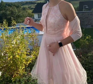 festliches Kleid mit Bolero in zartem rose für Konfirmation oder Ball - Bild 1 von 3