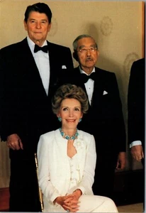 Vintage President Reagan Postcard Tokyo Japan Imperial Banquet 1986 ~ Nancy - Picture 1 of 3