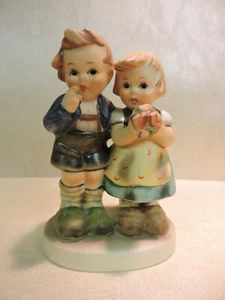 We Congratulate Hummel #220 - TMK5 Last Bee - 3.75" Tall, no box - Picture 1 of 6