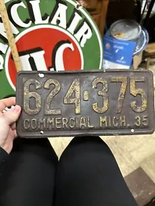 Commercial Michigan 1935 License Plate 624-375 - Picture 1 of 19