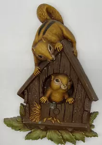 Vintage Homco Chipmunks Birdhouse Wall Plaque Art Made In USA Kitschy - As Is - Picture 1 of 12