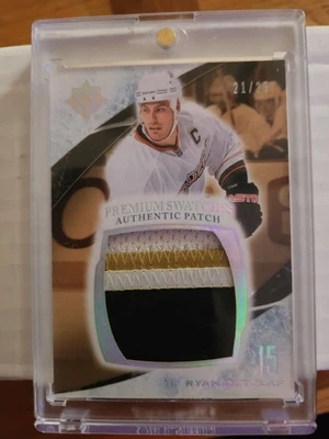 2010/11  Upperdeck Premium Swatches  Ryan Getzlaf 21/25 - Image 1 of 2
