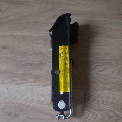 GENUINO VOLKSWAGEN PASSAT Y CC B6 GATO ELEVADOR DE TIJERA 3C0011031B Foto 1 de 4