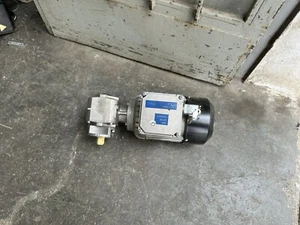 Rexroth 3 842 547 992 with 3842563319 gearmotor i=10 - Picture 1 of 4