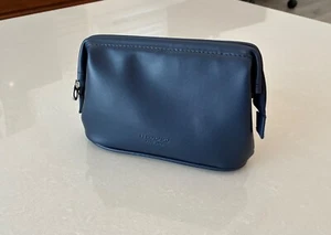 Salvatore Ferragamo Amenity Kit Bag, Turkish Airlines (bag only) - Picture 1 of 6