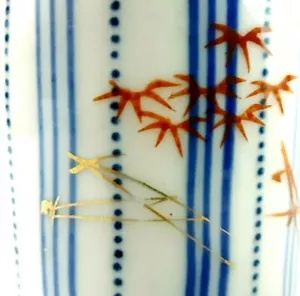 Vintage handverzierte Knospen Vase Porzellan blau weiß Kunst Goldrand Japan - Bild 1 von 12