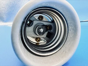 PACIFIC LIGHTING & ELECTRICAL F547-5N(6") Mogul Base HID Porcelain Socket - Picture 1 of 2