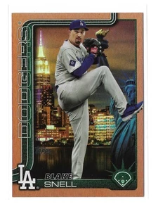 2025 Topps Series 2 Fanatics Fest Blake Snell Big Apple 🍎 Refractor 1/1 #676 - Picture 1 of 2